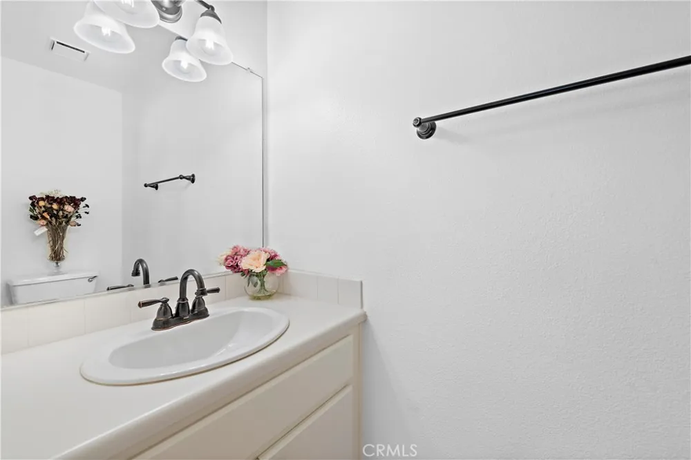 100 Verdin Lane Aliso Viejo, CA 92656