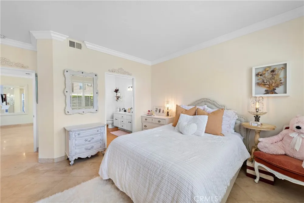100 Verdin Lane Aliso Viejo, CA 92656