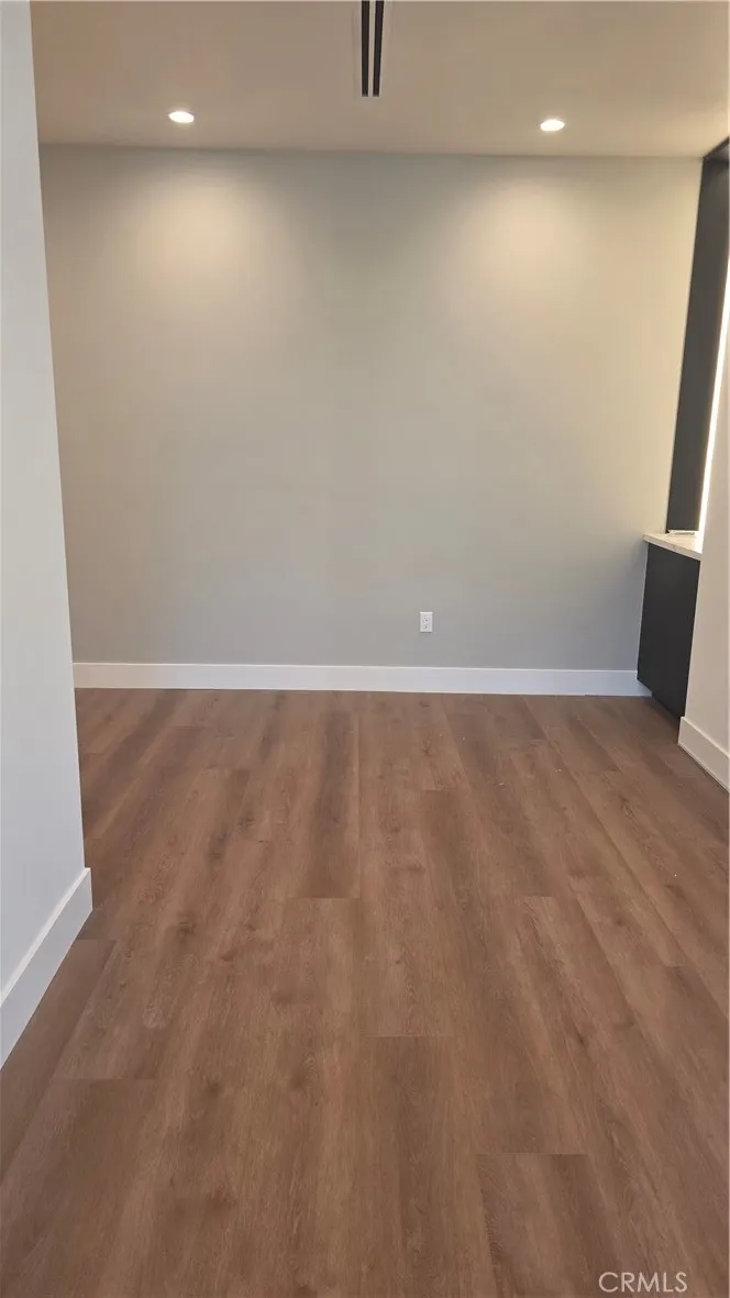 22730 Mariano Street Woodland Hills, CA 91367
