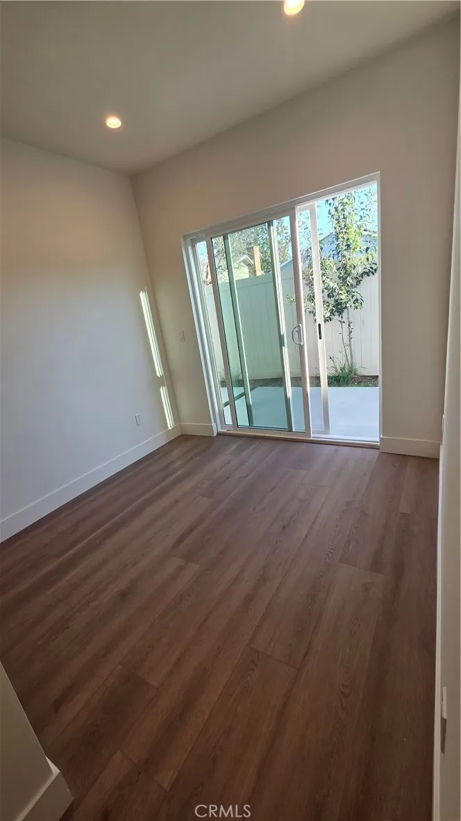 22730 Mariano Street Woodland Hills, CA 91367