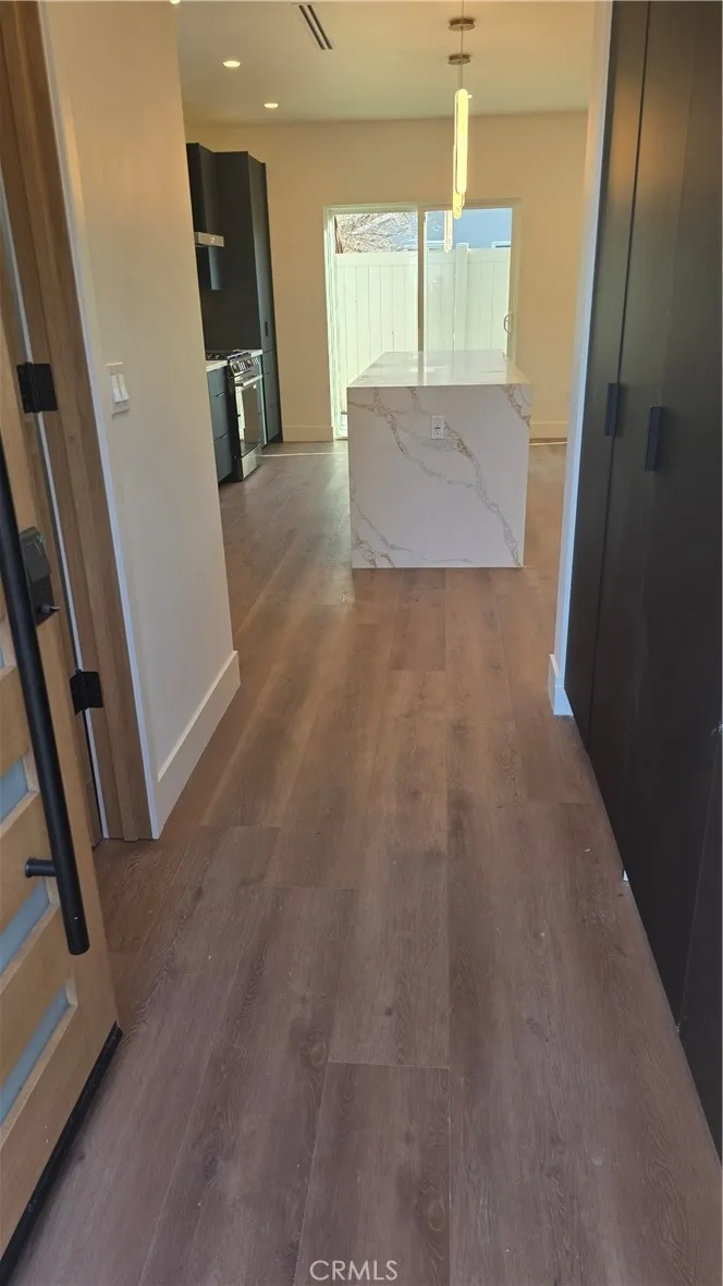 22730 Mariano Street Woodland Hills, CA 91367