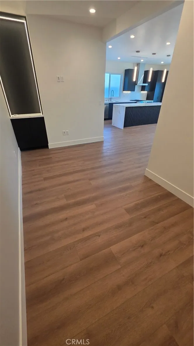 22730 Mariano Street Woodland Hills, CA 91367