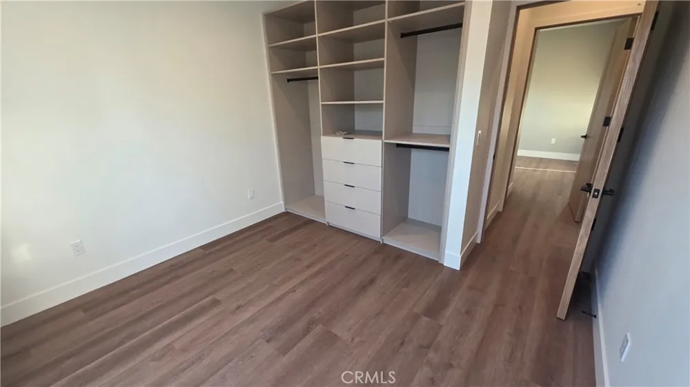 22730 Mariano Street Woodland Hills, CA 91367