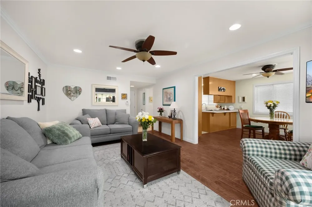12526 Chadwell Street Lakewood, CA 90715