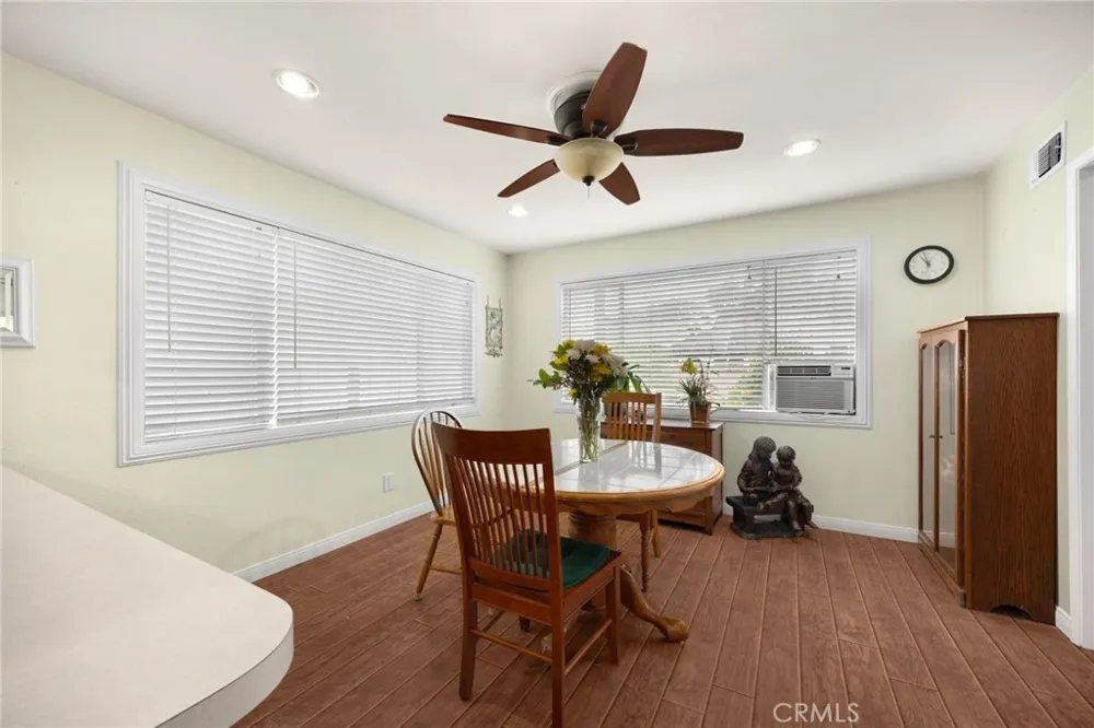 12526 Chadwell Street Lakewood, CA 90715
