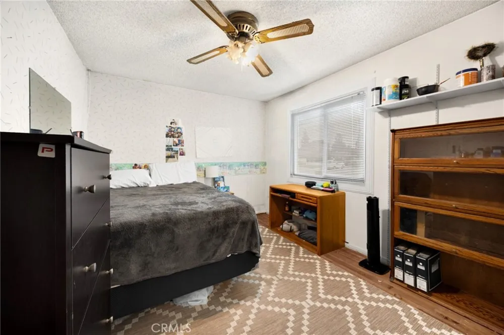 12526 Chadwell Street Lakewood, CA 90715