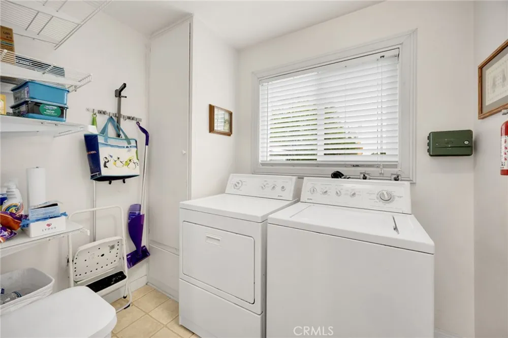 12526 Chadwell Street Lakewood, CA 90715