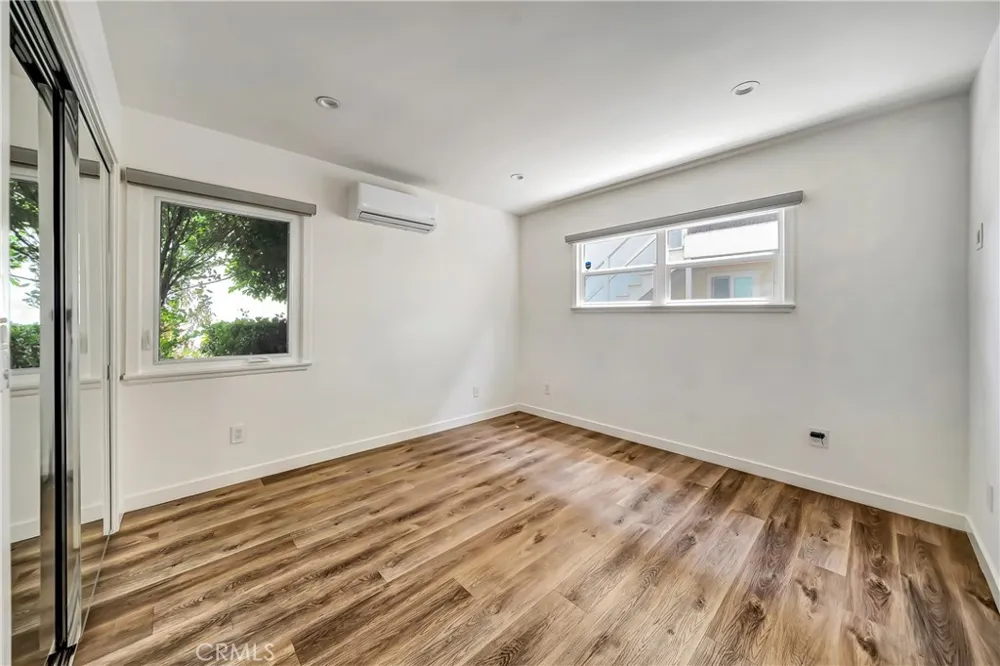 5840 Coldwater Canyon Ave #2 Valley Village, CA 91607