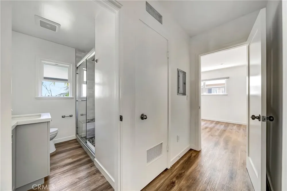5840 Coldwater Canyon Ave #2 Valley Village, CA 91607