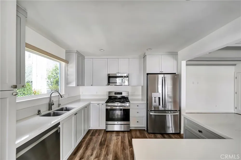 5840 Coldwater Canyon Ave #2 Valley Village, CA 91607