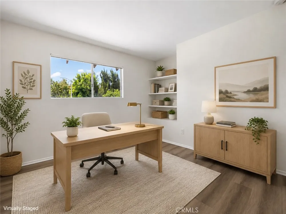 6741 Buffalo Avenue Valley Glen, CA 91401