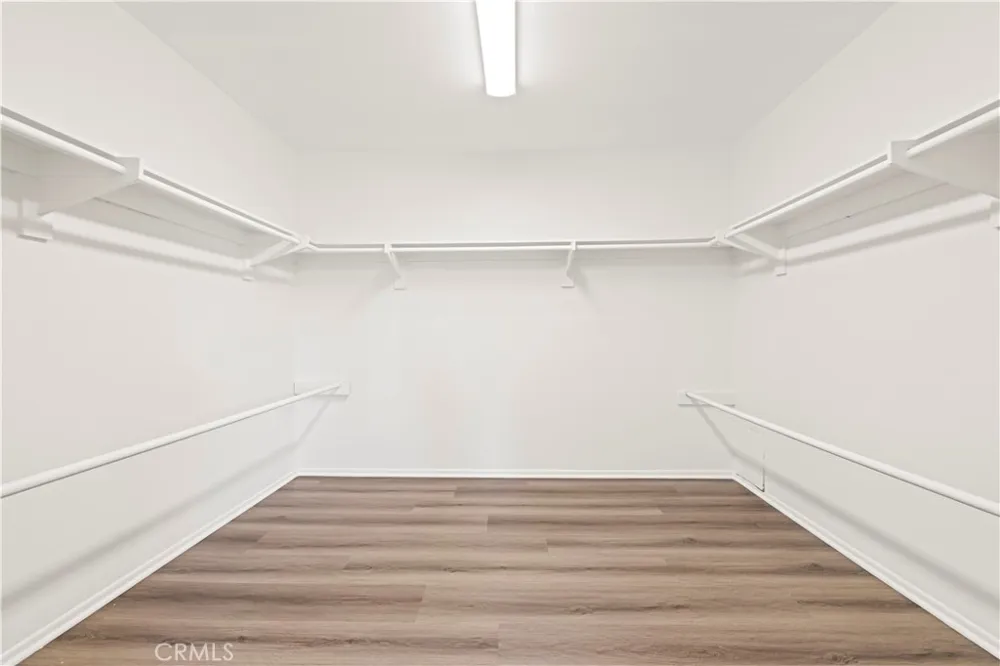 6741 Buffalo Avenue Valley Glen, CA 91401