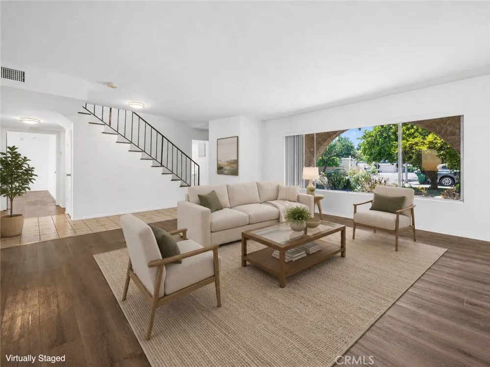 6741 Buffalo Avenue Valley Glen, CA 91401