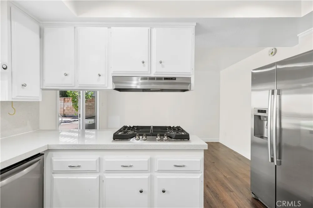 6741 Buffalo Avenue Valley Glen, CA 91401