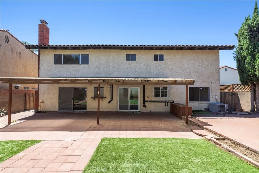 6741 Buffalo Avenue Valley Glen, CA 91401