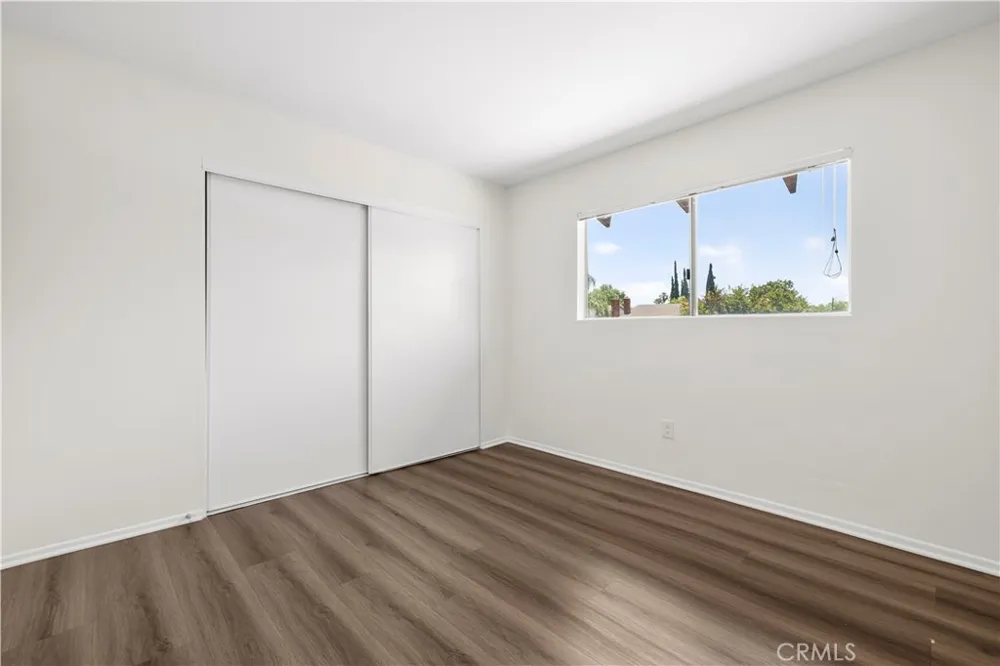 6741 Buffalo Avenue Valley Glen, CA 91401