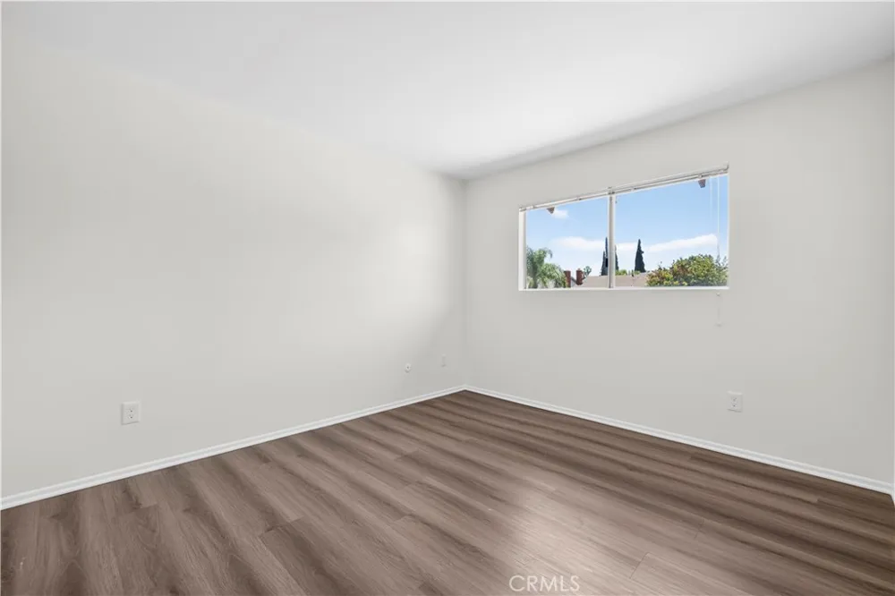 6741 Buffalo Avenue Valley Glen, CA 91401