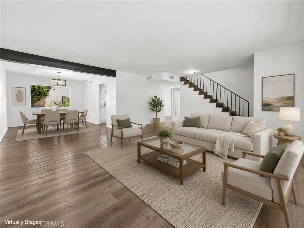 6741 Buffalo Avenue Valley Glen, CA 91401