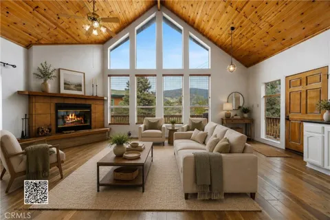 2513 Glacier Drive