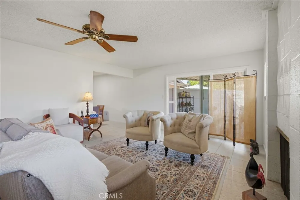 2813 Summit Circle Bakersfield, CA 93306