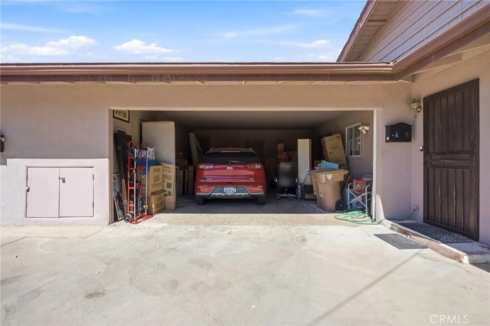 2813 Summit Circle Bakersfield, CA 93306