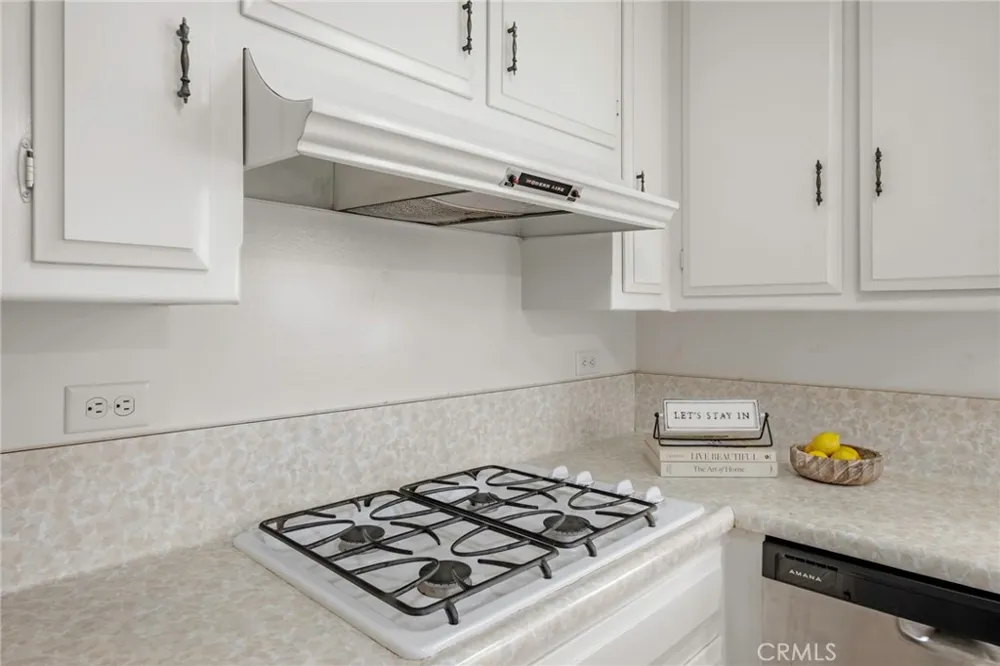 2813 Summit Circle Bakersfield, CA 93306