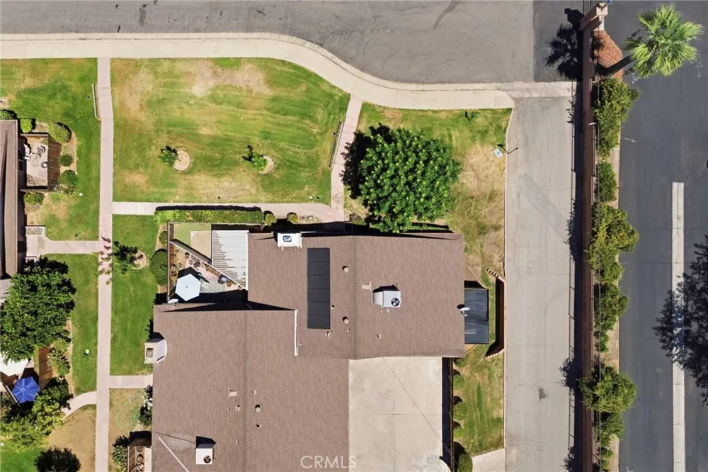2813 Summit Circle Bakersfield, CA 93306
