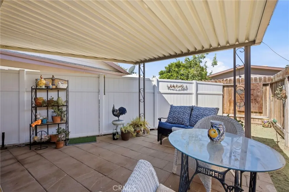 2813 Summit Circle Bakersfield, CA 93306