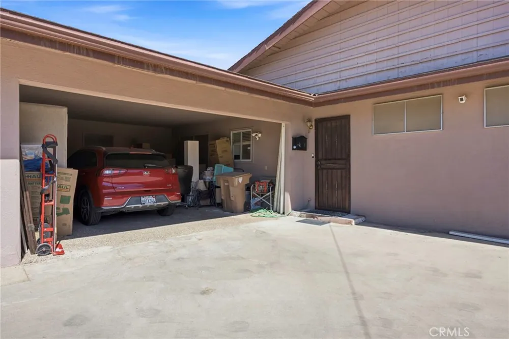 2813 Summit Circle Bakersfield, CA 93306