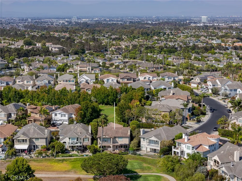 6402 Forester Huntington Beach, CA 92648