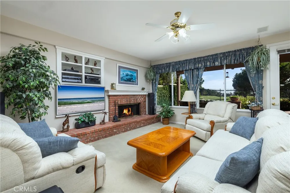 6402 Forester Huntington Beach, CA 92648