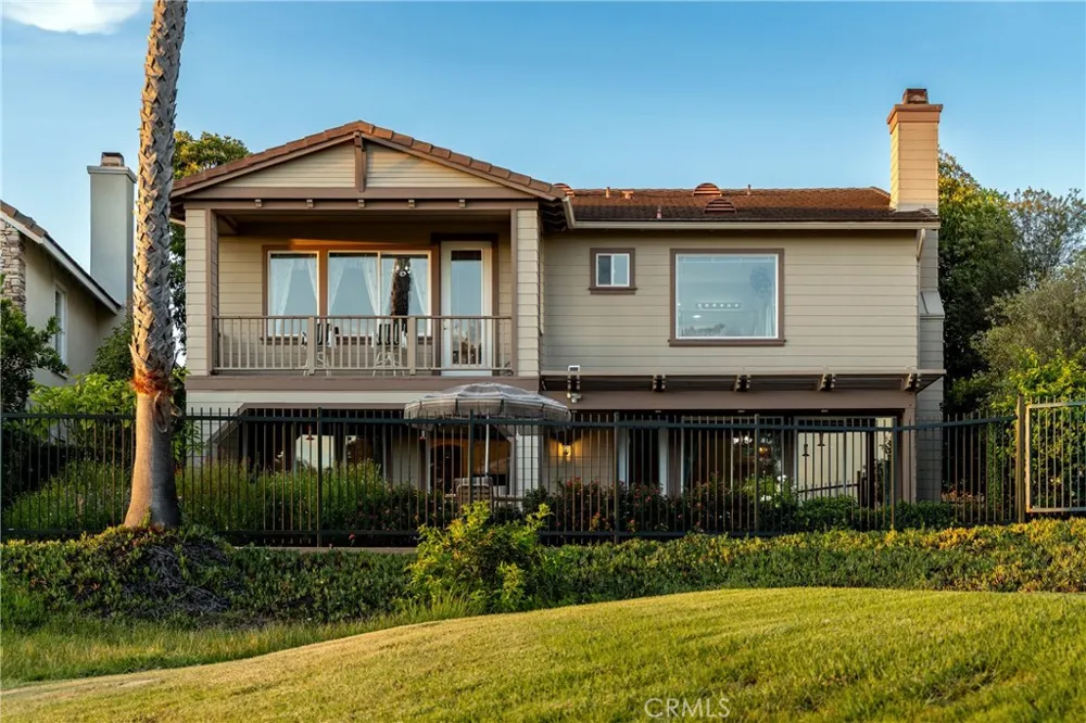 6402 Forester Huntington Beach, CA 92648