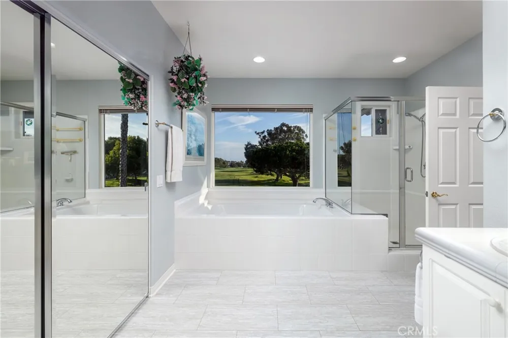 6402 Forester Huntington Beach, CA 92648
