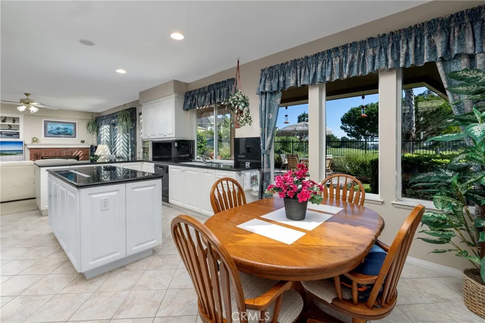 6402 Forester Huntington Beach, CA 92648