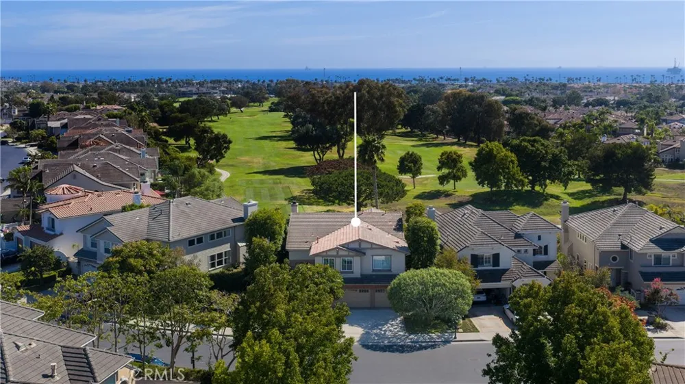 6402 Forester Huntington Beach, CA 92648