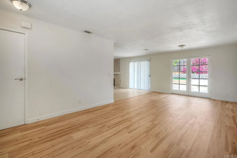 24940 Abalar Way Ramona, CA 92065
