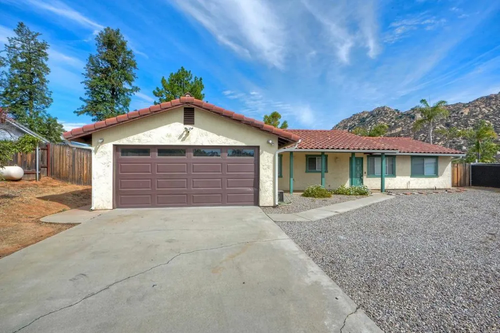 24940 Abalar Way Ramona, CA 92065