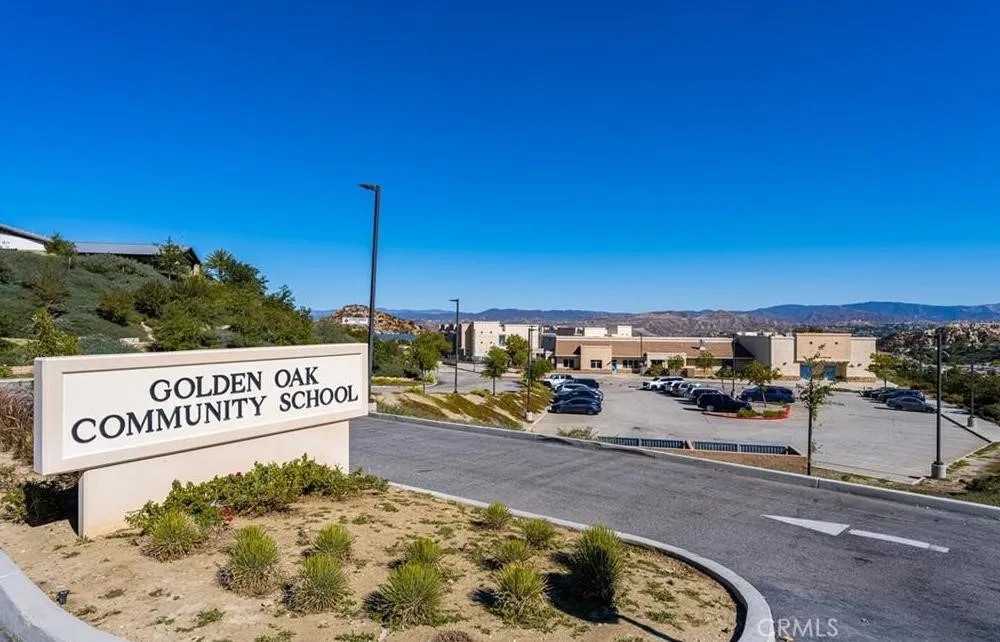 18619 Cedar Crest Drive Canyon Country, CA 91387