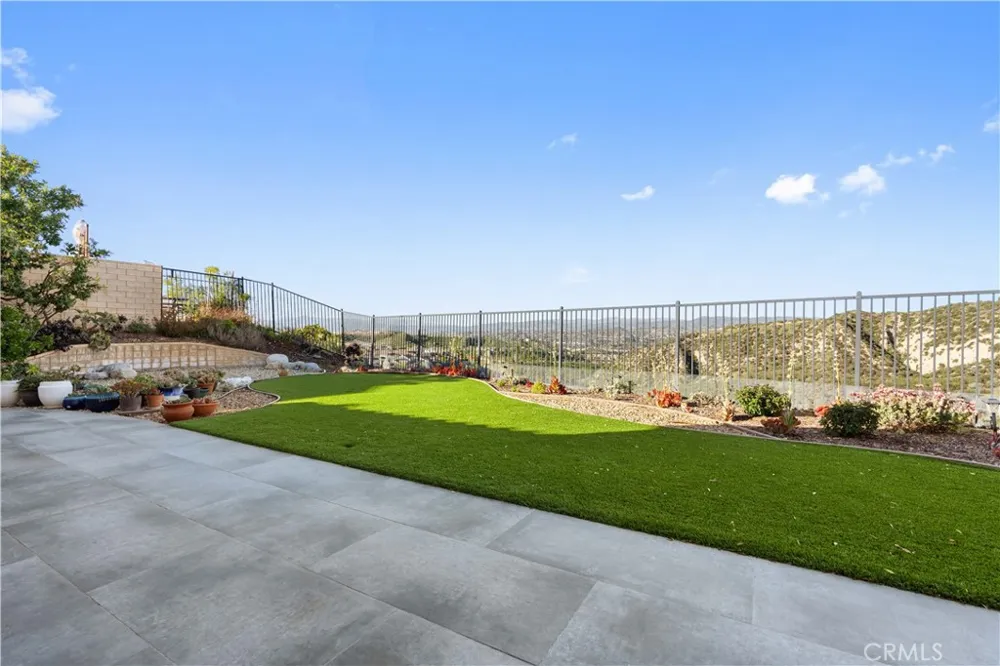 18619 Cedar Crest Drive Canyon Country, CA 91387