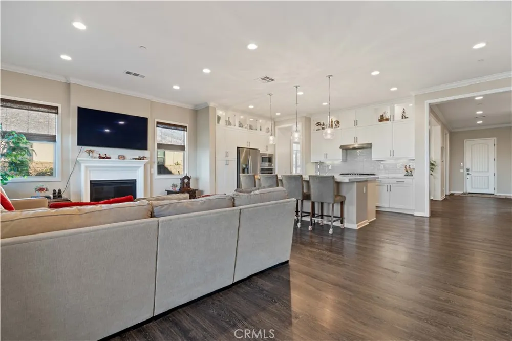 18619 Cedar Crest Drive Canyon Country, CA 91387