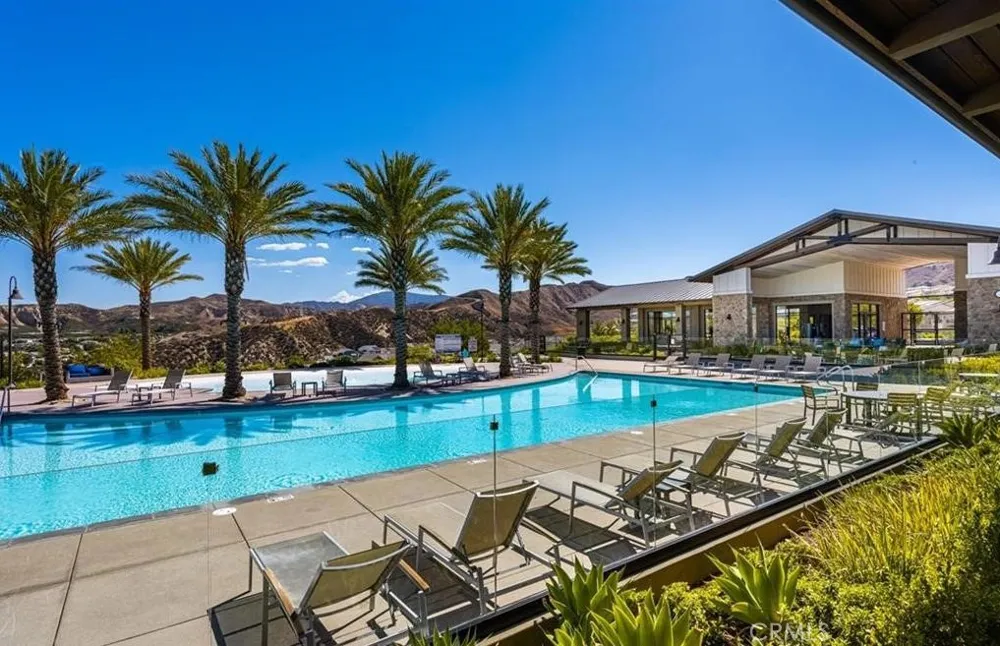 18619 Cedar Crest Drive Canyon Country, CA 91387