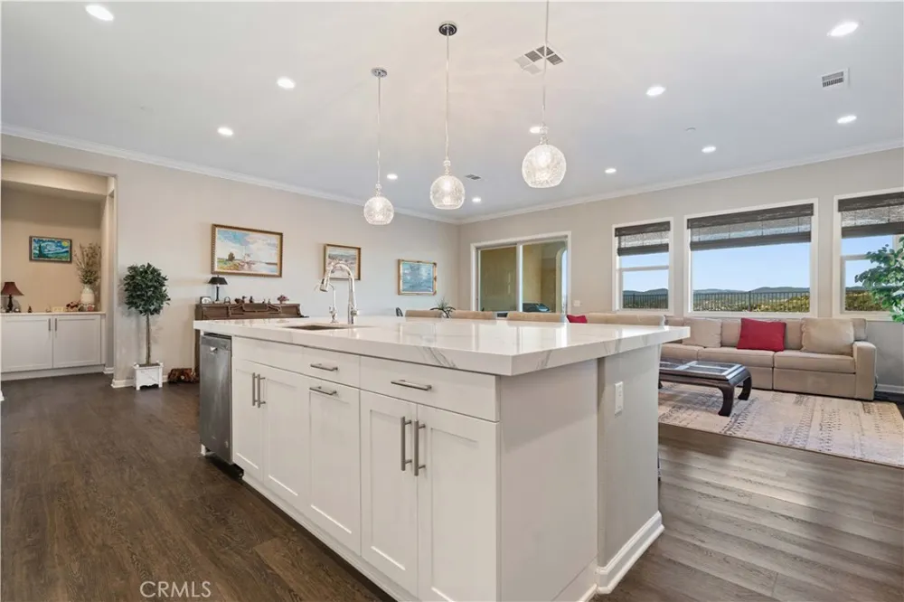 18619 Cedar Crest Drive Canyon Country, CA 91387