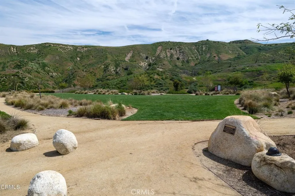 18619 Cedar Crest Drive Canyon Country, CA 91387