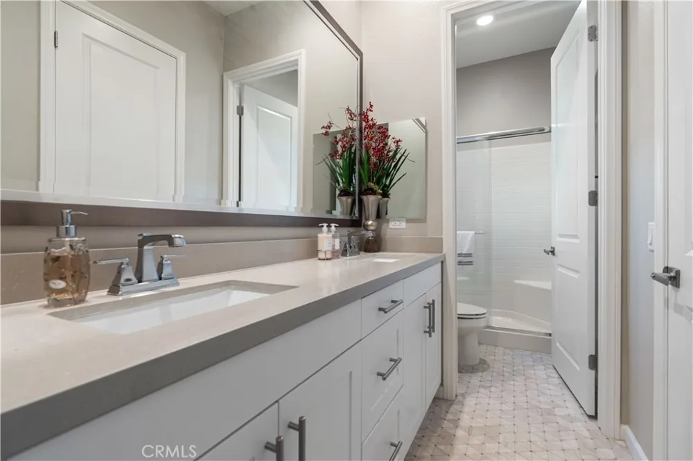 18619 Cedar Crest Drive Canyon Country, CA 91387
