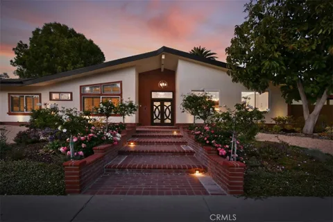 5124 Boda Place