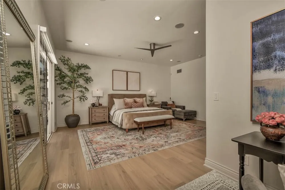 5124 Boda Place Woodland Hills, CA 91367