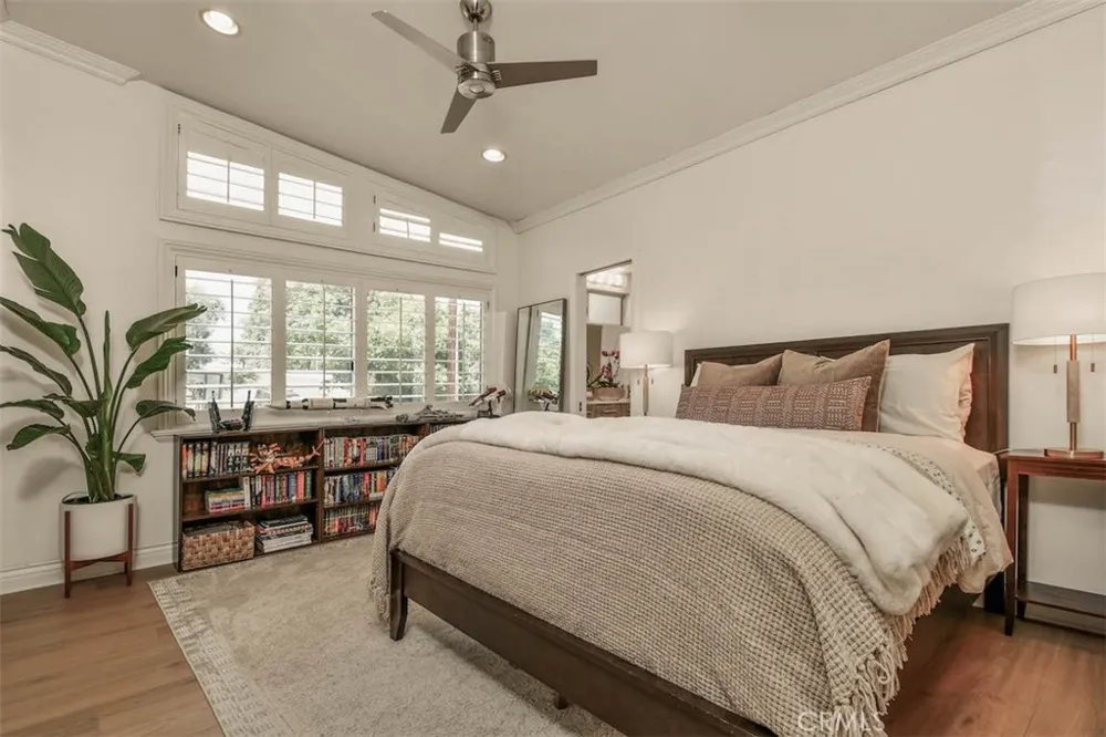 5124 Boda Place Woodland Hills, CA 91367