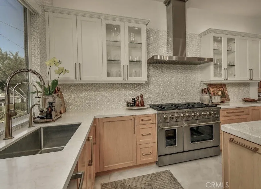 5124 Boda Place Woodland Hills, CA 91367