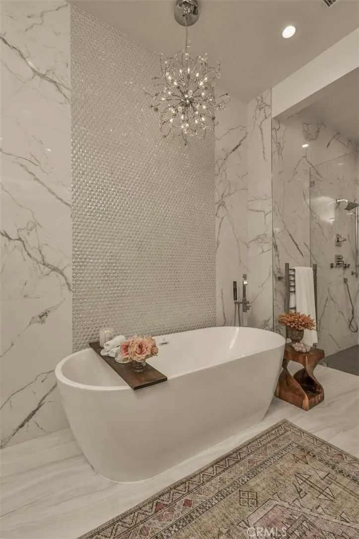 5124 Boda Place Woodland Hills, CA 91367