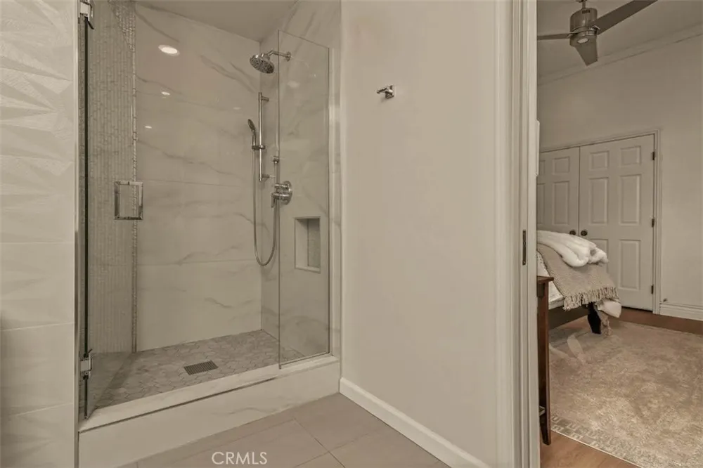 5124 Boda Place Woodland Hills, CA 91367